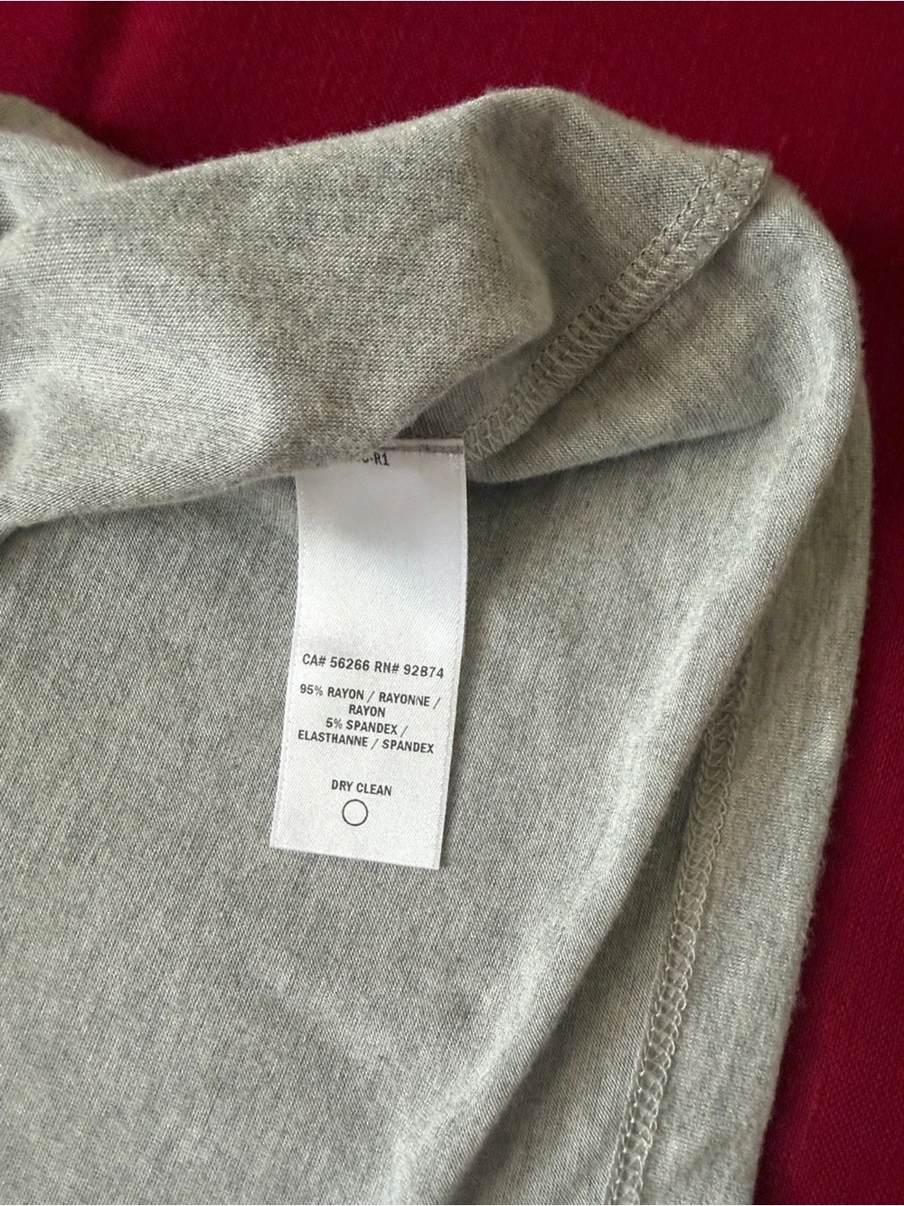 Splendid Sz M Light Gray V-Neck Short Sleeve Tee